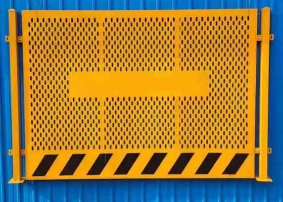 Tấm kim loại đục lỗ tường ngoài 1,2 * 1,8m Khung leo màn hình chống rơi