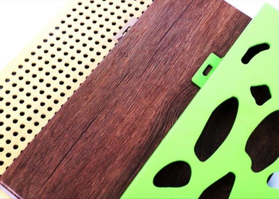 Tấm mặt tiền bằng nhôm đục lỗ chống ẩm Lớp phủ Fluorocarbon