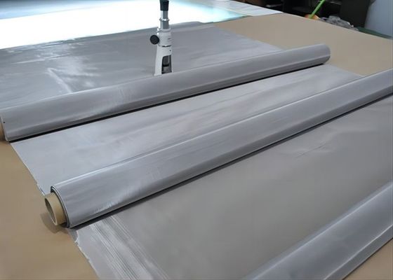 Màn hình hình vuông được dệt trong thép kéo galvanized bề mặt vải đơn giản cho lọc công nghiệp.