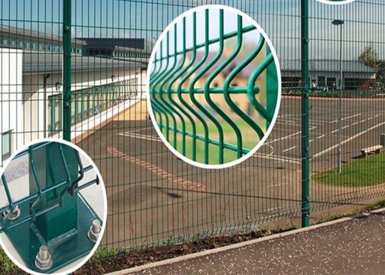 Phòng chống rỉ sét thép carbon PVC phủ dây chuyền hàn cho hàng rào an ninh