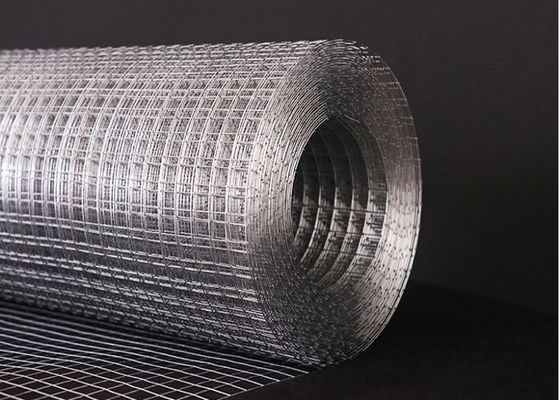 Điện galvanized hàn lưới kim loại chiều rộng 0,5m-2.5m Hoàn hảo cho hàng rào