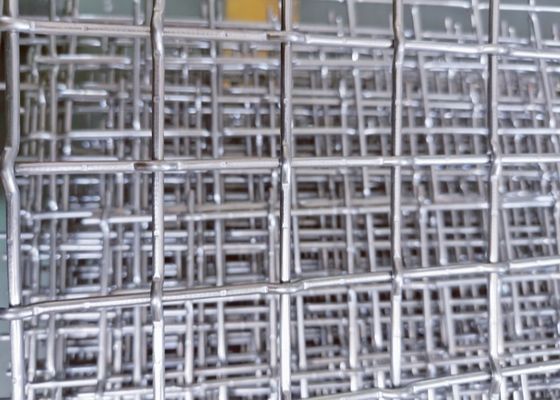 Màn hình lưới sợi dệt cong có đỉnh phẳng với cấu trúc nặng và chống ăn mòn