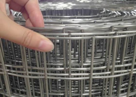 Cuộn lưới hàn bằng thép không gỉ 90cm X 15m 304 cho khả năng chống chịu thời tiết trong ngành