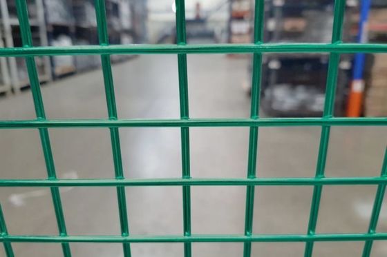 3fts 4fts Độ ổn định 16 thước đo lưới thép hàn khi thúc đẩy các phân vùng hiển thị