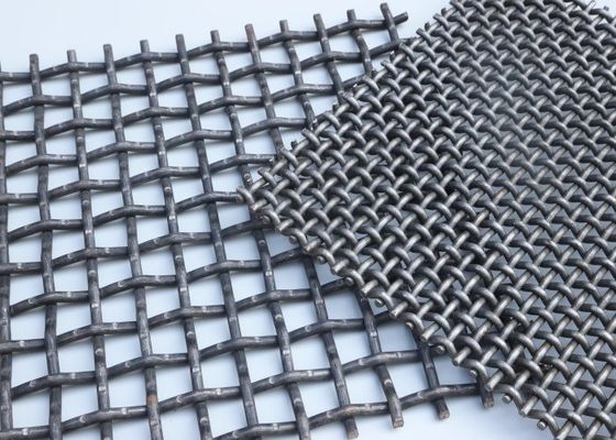 Màn hình lưới thép dệt thép có độ kéo dài cao cho loại móc 30 ° 180 ° và khe dài